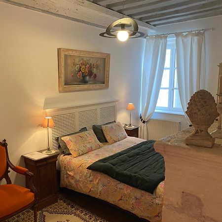 Le Pigeonnier De Saint-Loup Bed And Breakfast Bagian luar foto