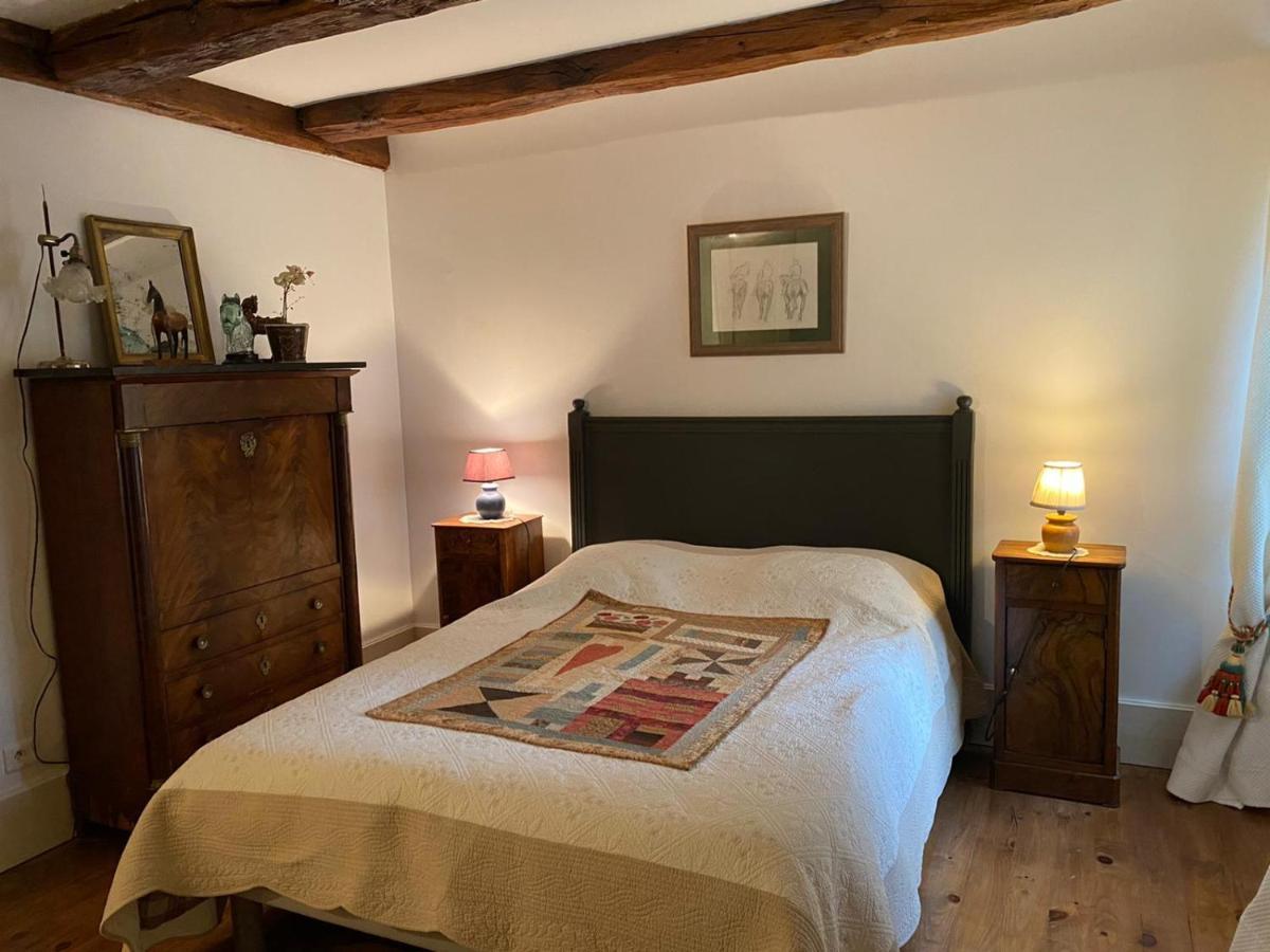 Le Pigeonnier De Saint-Loup Bed And Breakfast Bagian luar foto