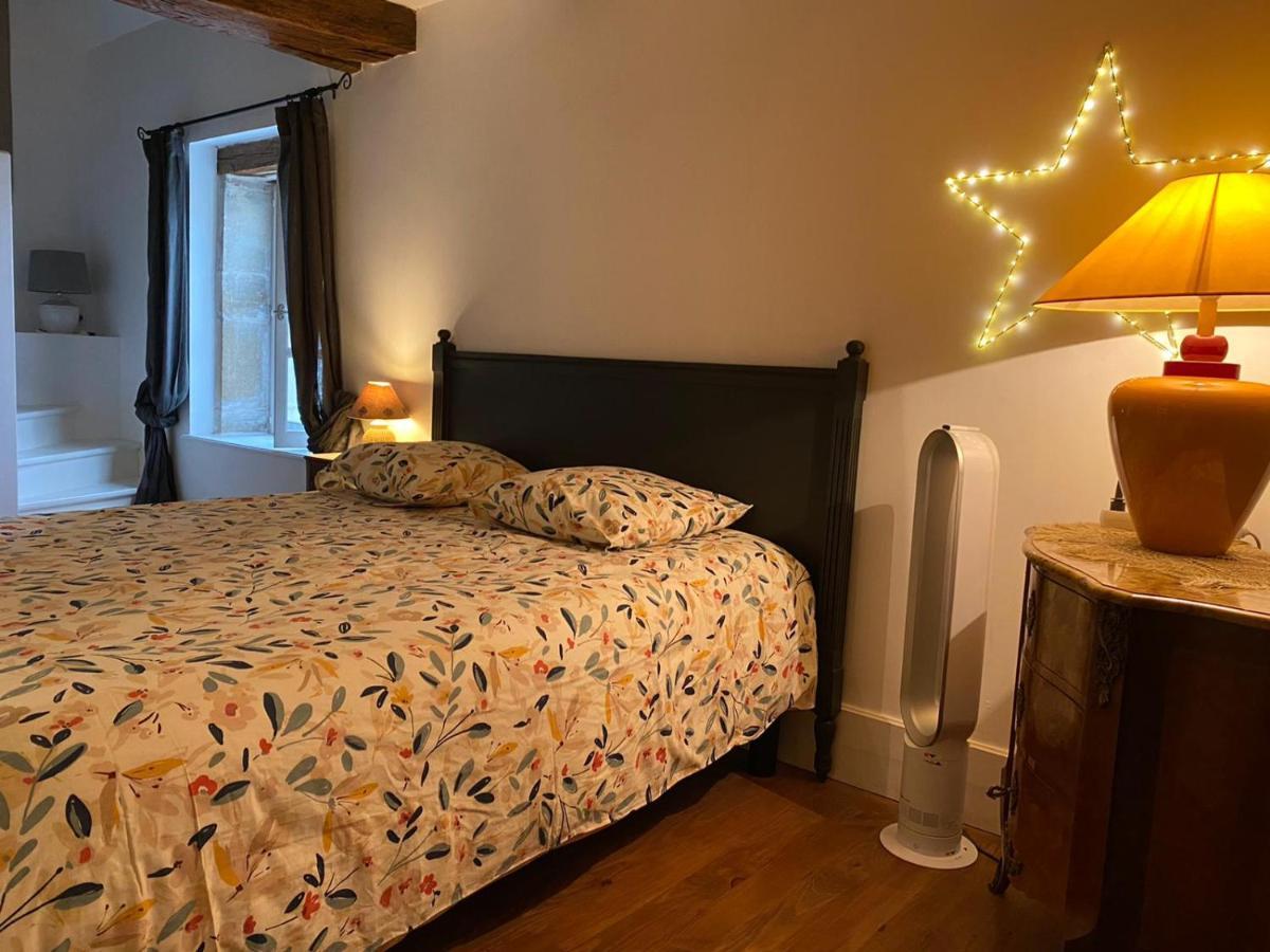 Le Pigeonnier De Saint-Loup Bed And Breakfast Bagian luar foto
